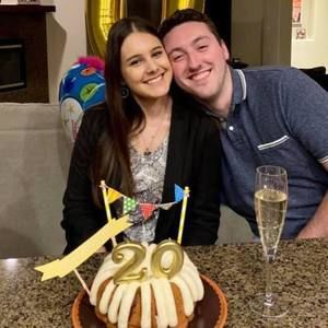 Meet your Posher, Chloe